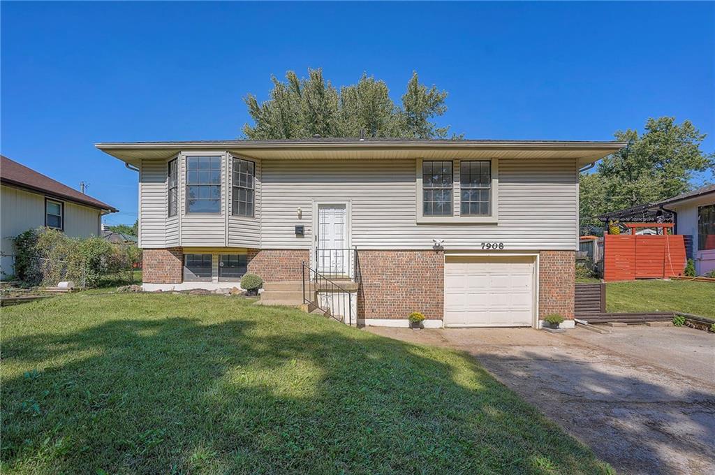 Listing Photo MLS #HMS2576614