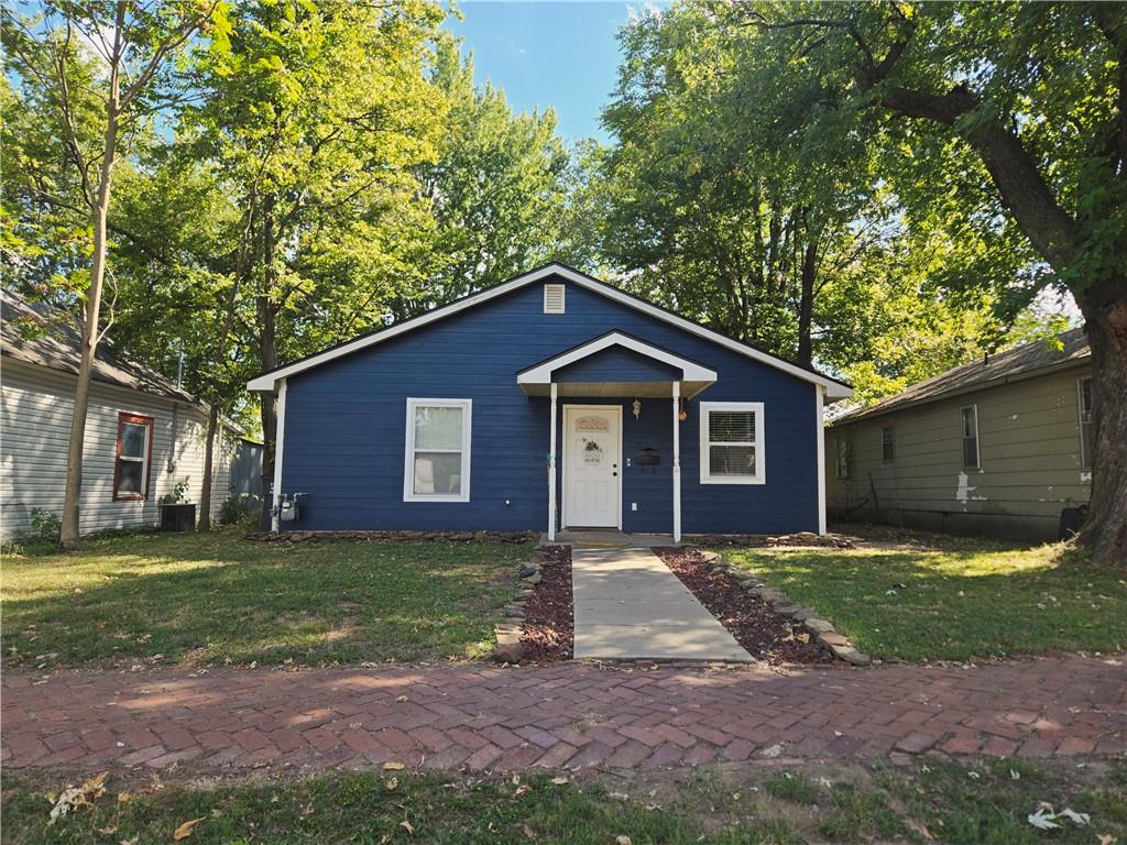 Listing Photo MLS #HMS2576698