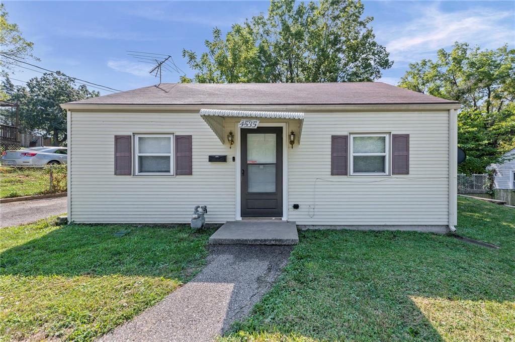 Listing Photo MLS #HMS2576749
