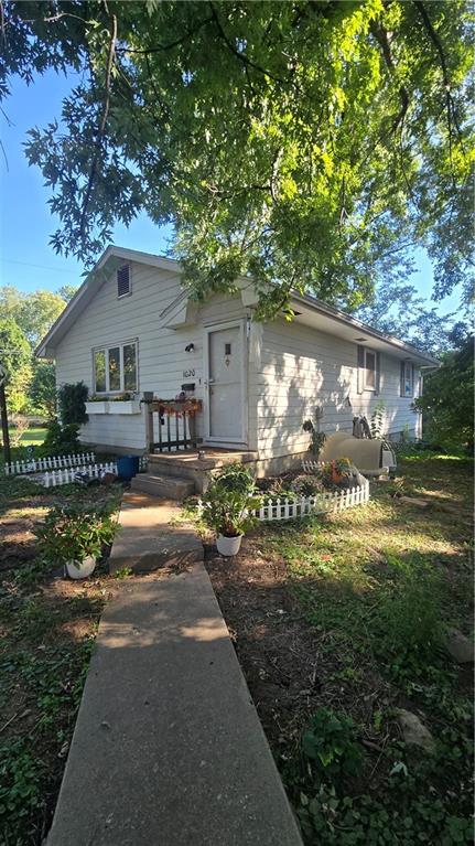 Listing Photo MLS #HMS2576833
