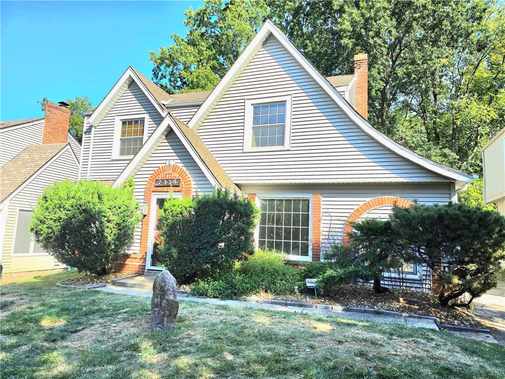 Listing Photo MLS #HMS2576895