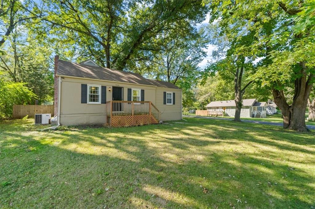 Listing Photo MLS #HMS2576934