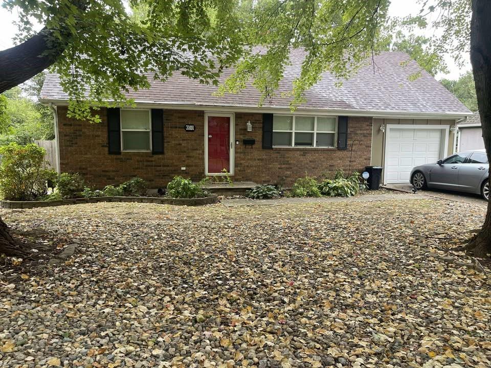Listing Photo MLS #HMS2576959