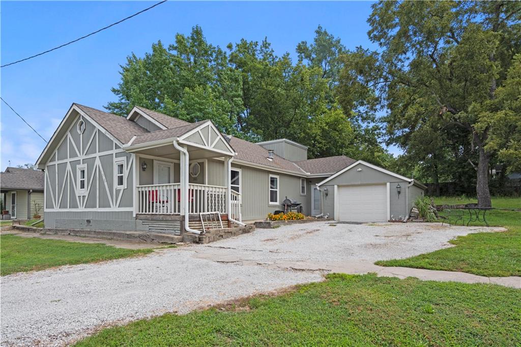 Listing Photo MLS #HMS2577012