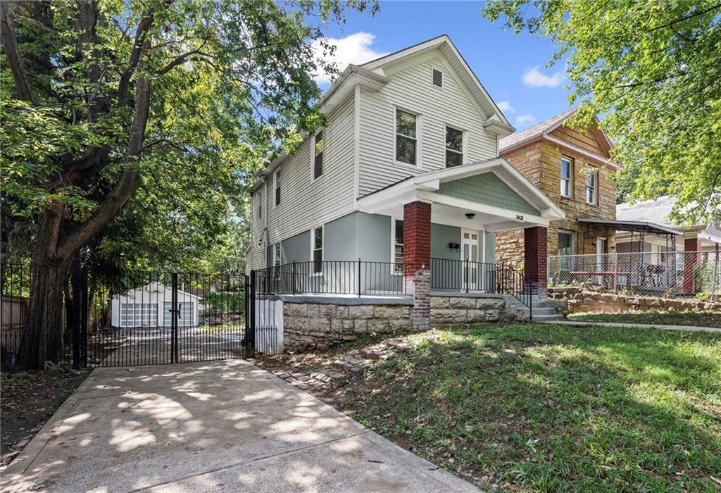 Listing Photo MLS #HMS2577022