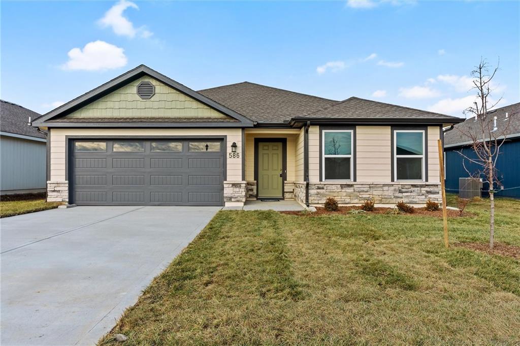 Listing Photo MLS #HMS2577183