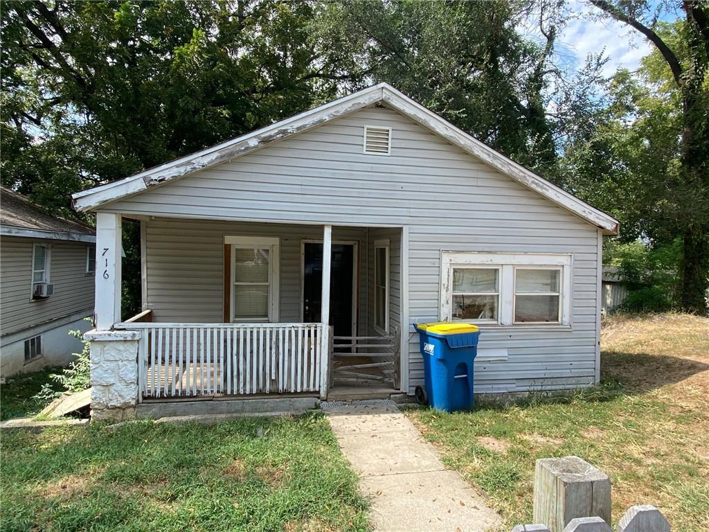 Listing Photo MLS #HMS2577195