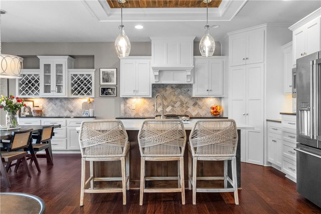 Listing Photo MLS #HMS2577200