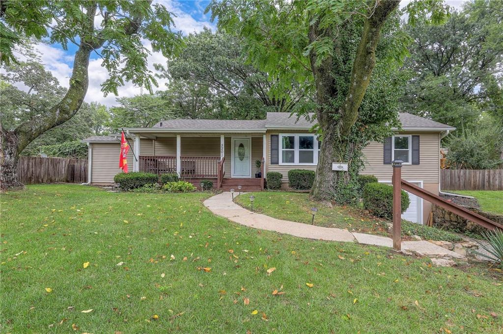 Listing Photo MLS #HMS2577243