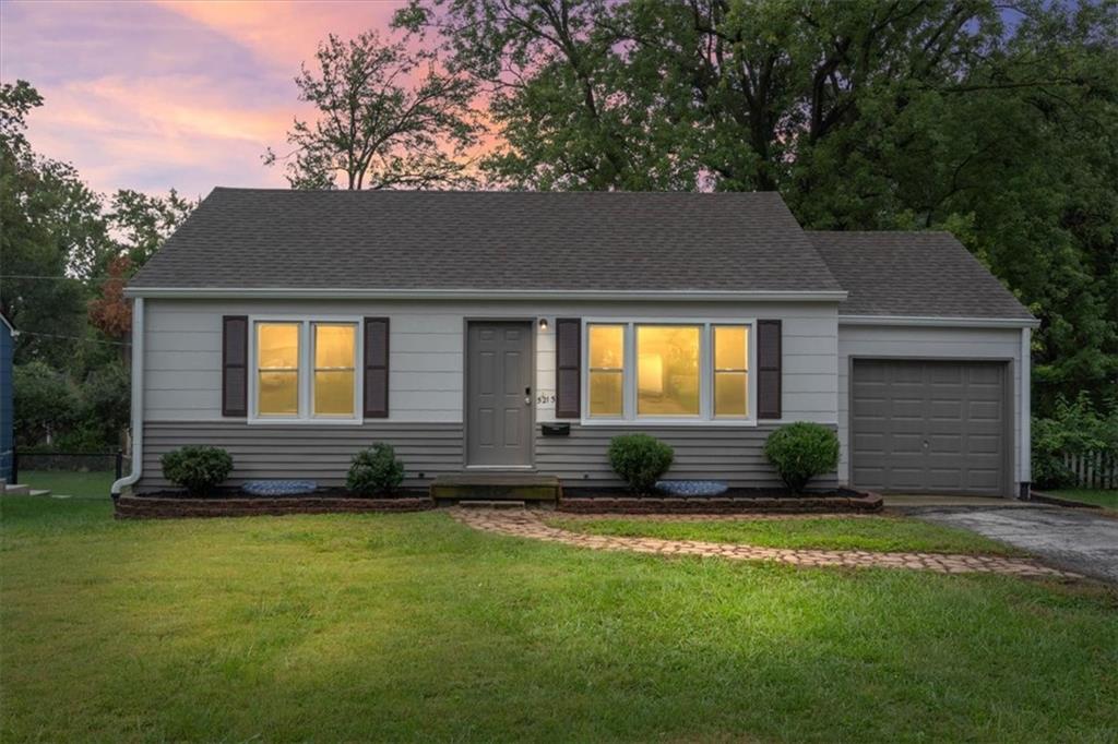 Listing Photo MLS #HMS2577421