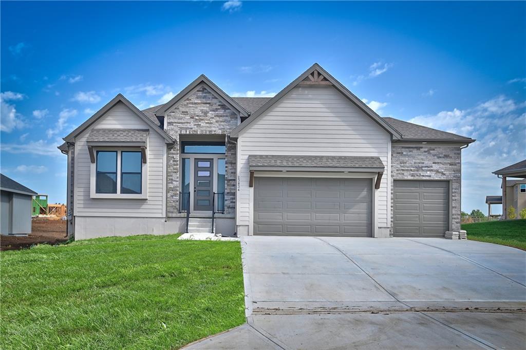 Listing Photo MLS #HMS2577425