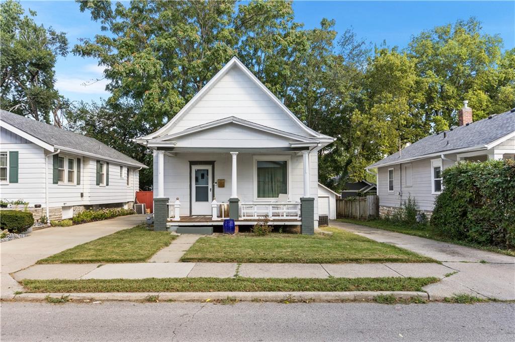 Listing Photo MLS #HMS2577476