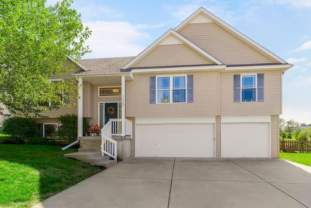 Listing Photo MLS #HMS2577525