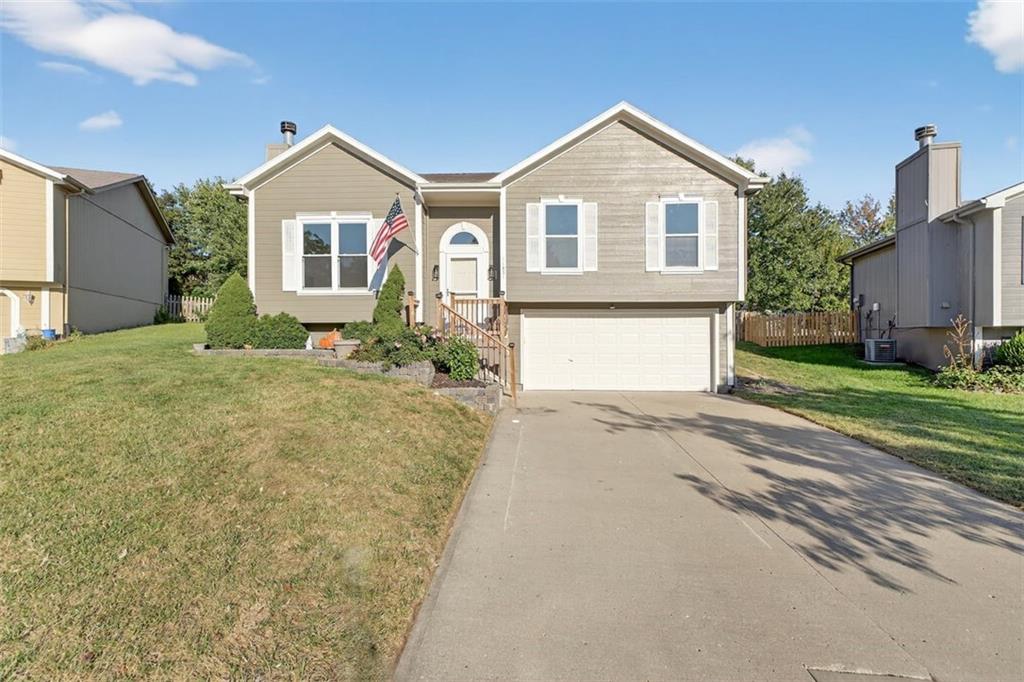 Listing Photo MLS #HMS2577594