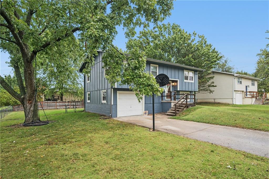 Listing Photo MLS #HMS2577629