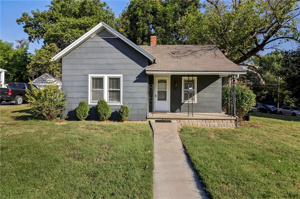 Listing Photo MLS #HMS2577677