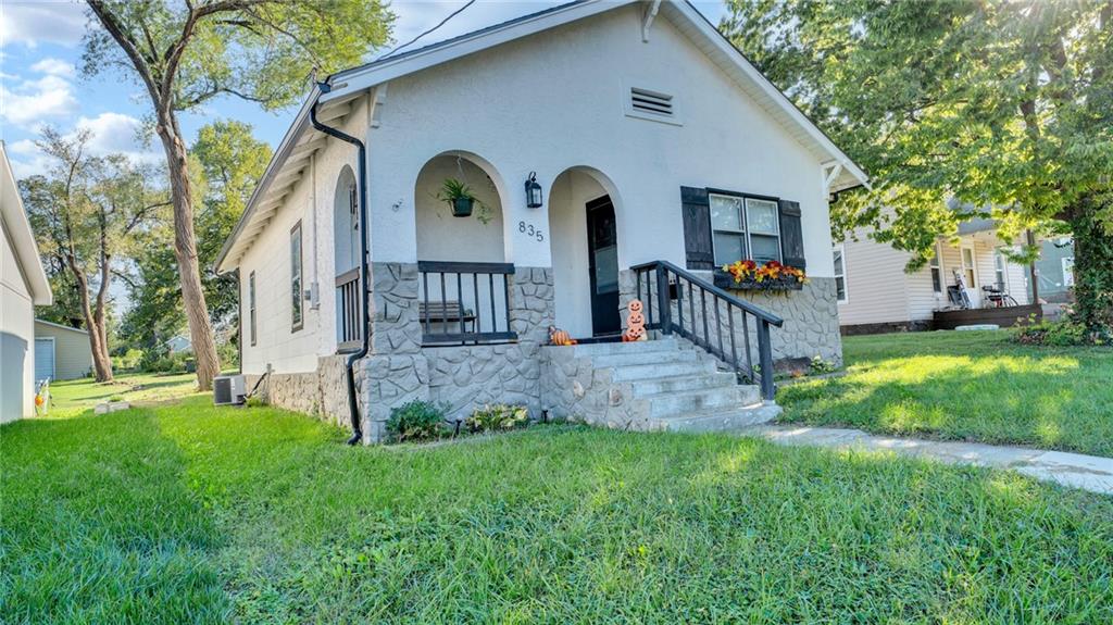 Listing Photo MLS #HMS2577688