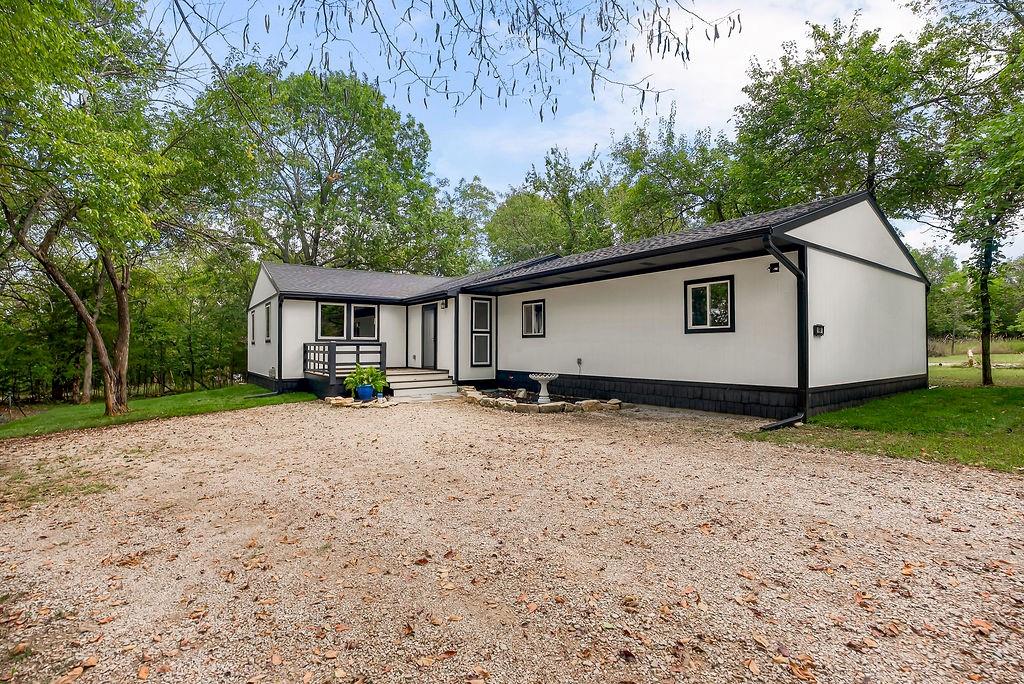 Listing Photo MLS #HMS2577770
