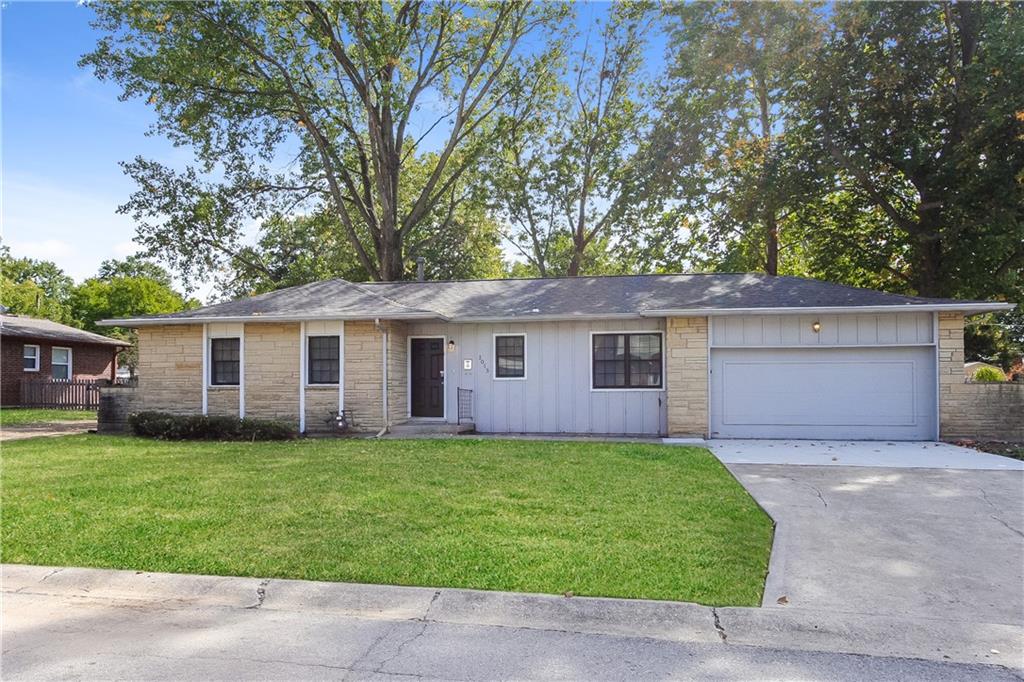 Listing Photo MLS #HMS2577796