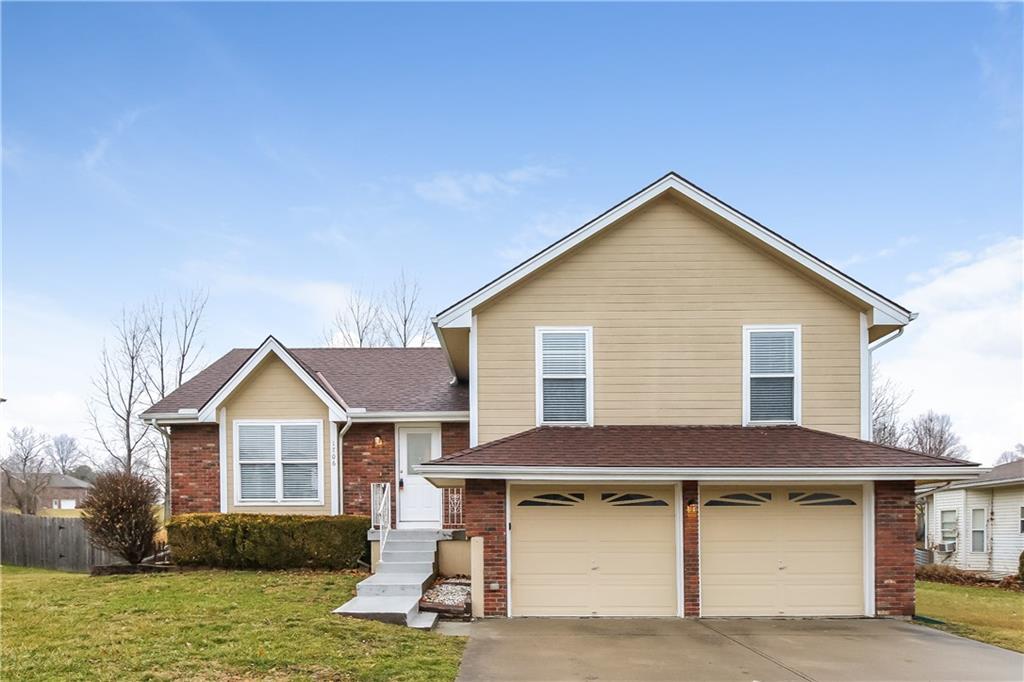 Listing Photo MLS #HMS2577806