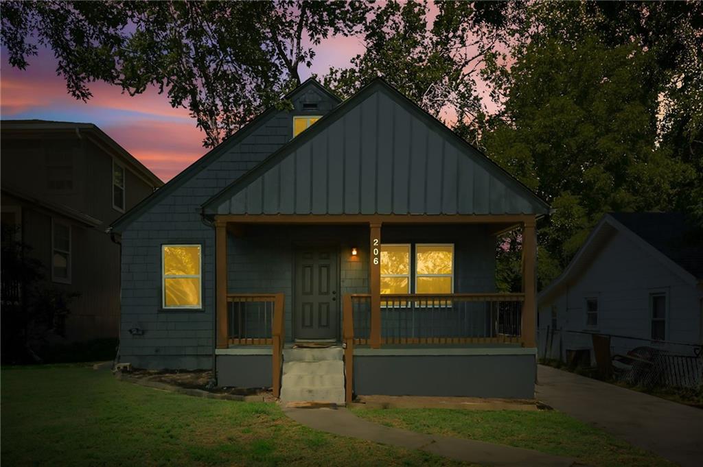 Listing Photo MLS #HMS2577849