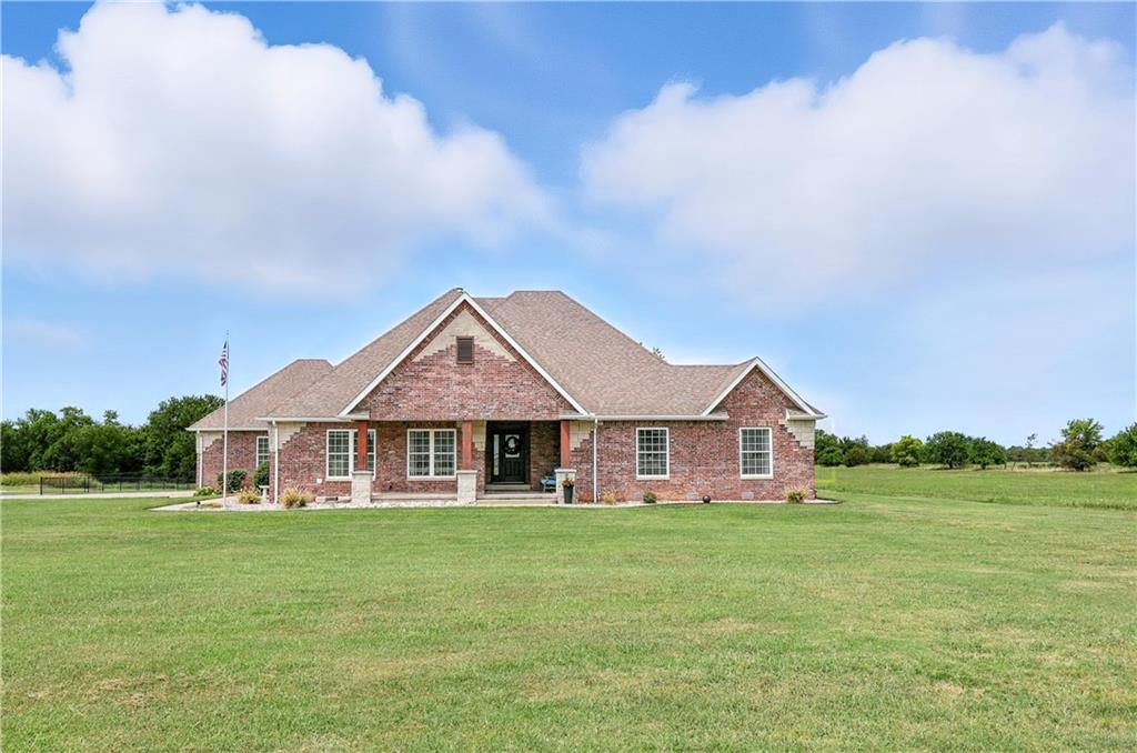 Listing Photo MLS #HMS2577897