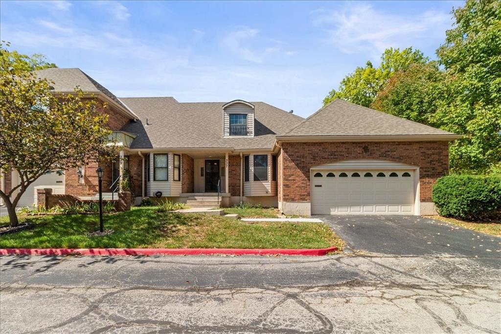 Listing Photo MLS #HMS2577938