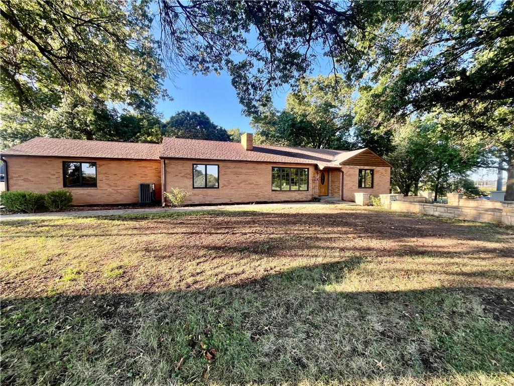 Listing Photo MLS #HMS2577941