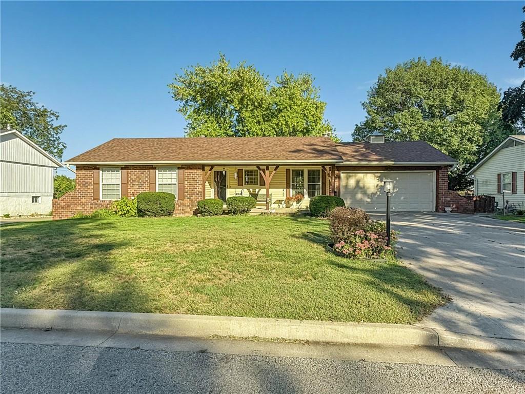 Listing Photo MLS #HMS2577949