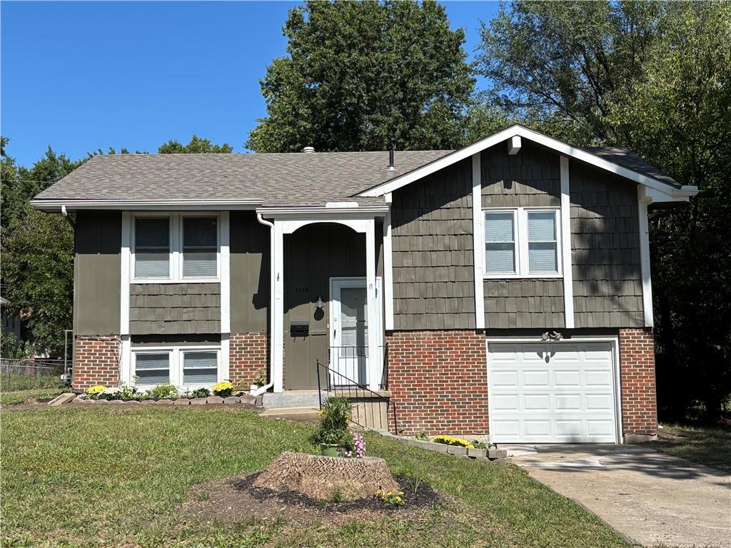 Listing Photo MLS #HMS2577994