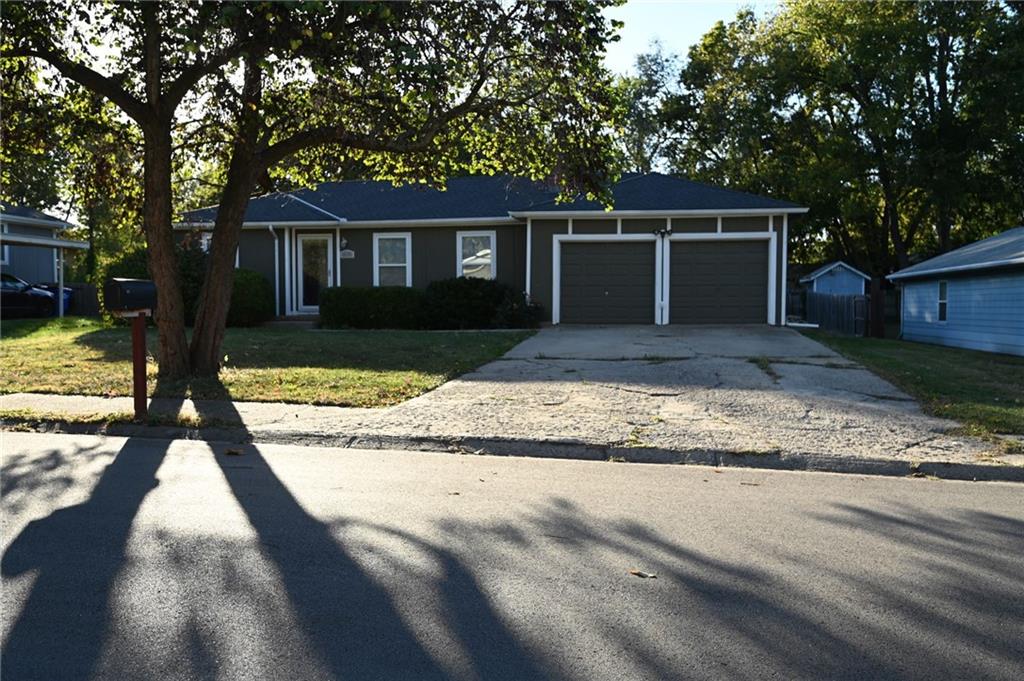 Listing Photo MLS #HMS2578070