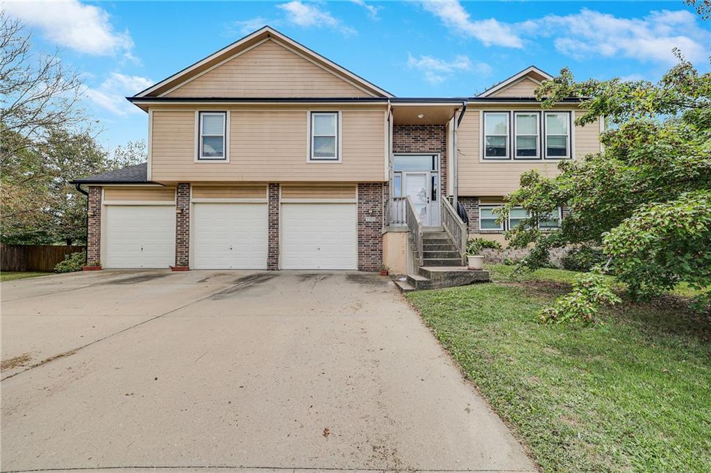 Listing Photo MLS #HMS2578102