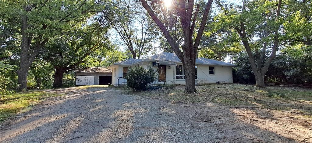 Listing Photo MLS #HMS2578175