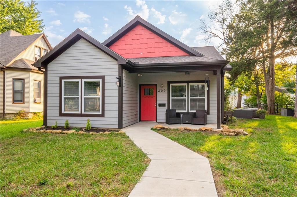 Listing Photo MLS #HMS2578306