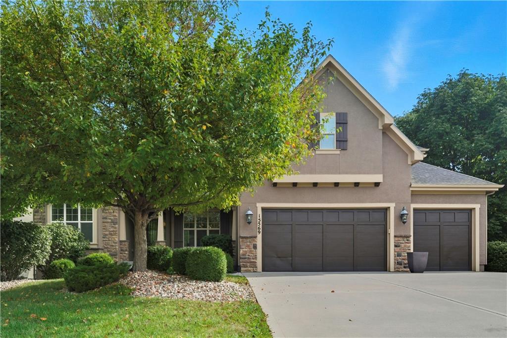 Listing Photo MLS #HMS2578329