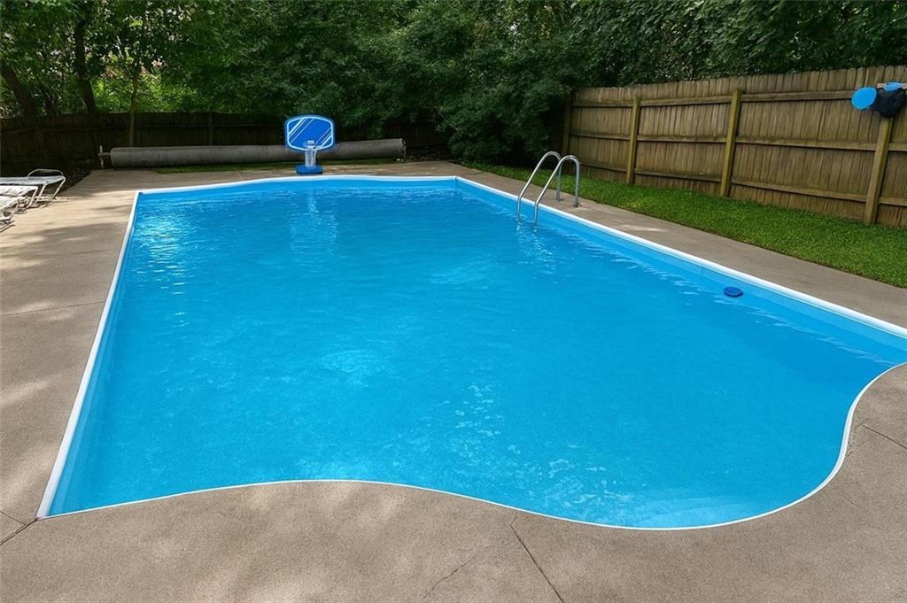 Listing Photo MLS #HMS2578383
