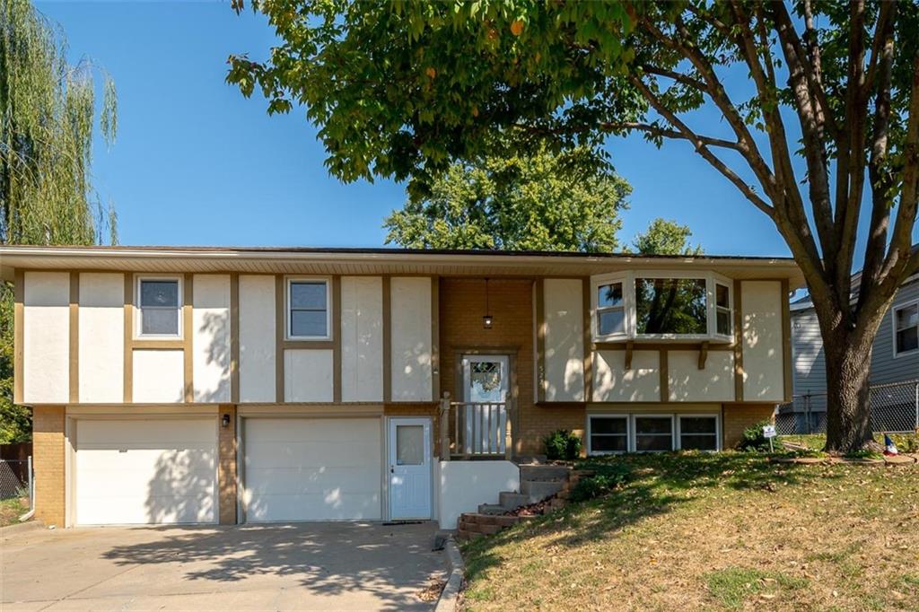 Listing Photo MLS #HMS2578435