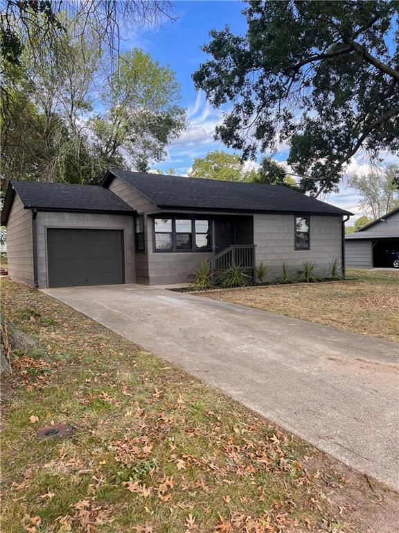 Listing Photo MLS #HMS2578525
