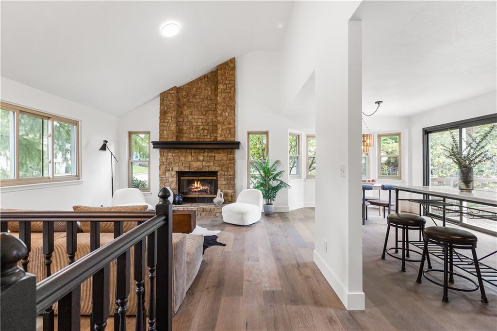 Listing Photo MLS #HMS2578580