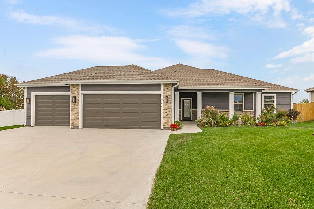 Listing Photo MLS #HMS2578625