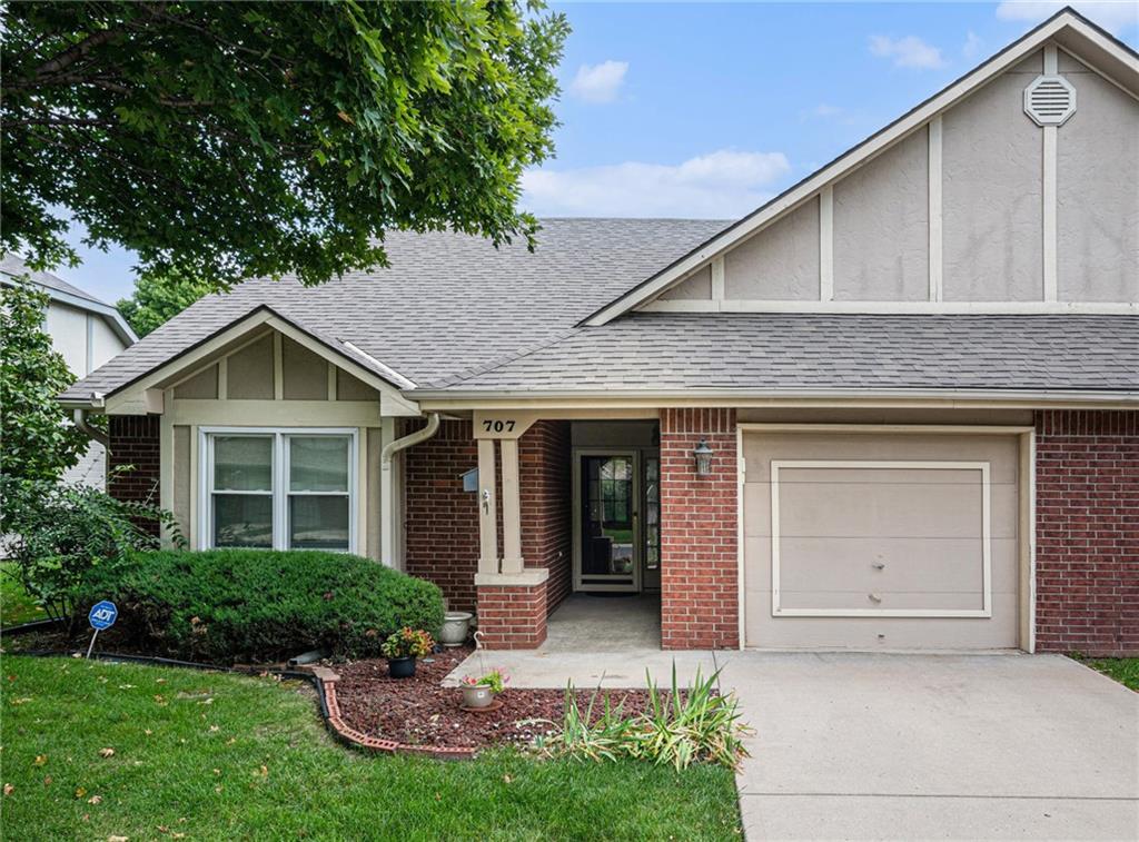 Listing Photo MLS #HMS2578660