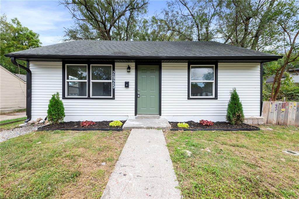 Listing Photo MLS #HMS2578826