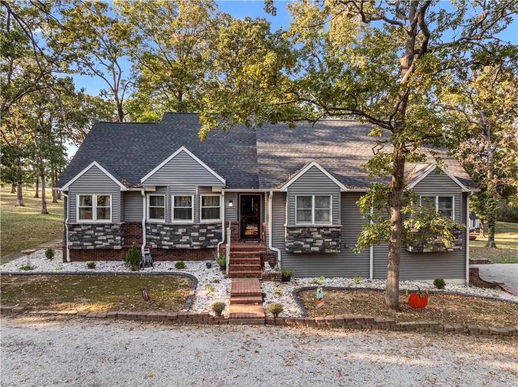 Listing Photo MLS #HMS2578885