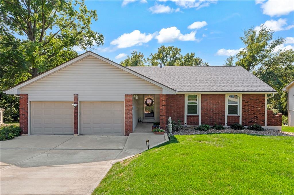 Listing Photo MLS #HMS2578951