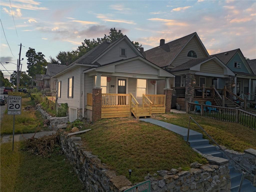 Listing Photo MLS #HMS2579019