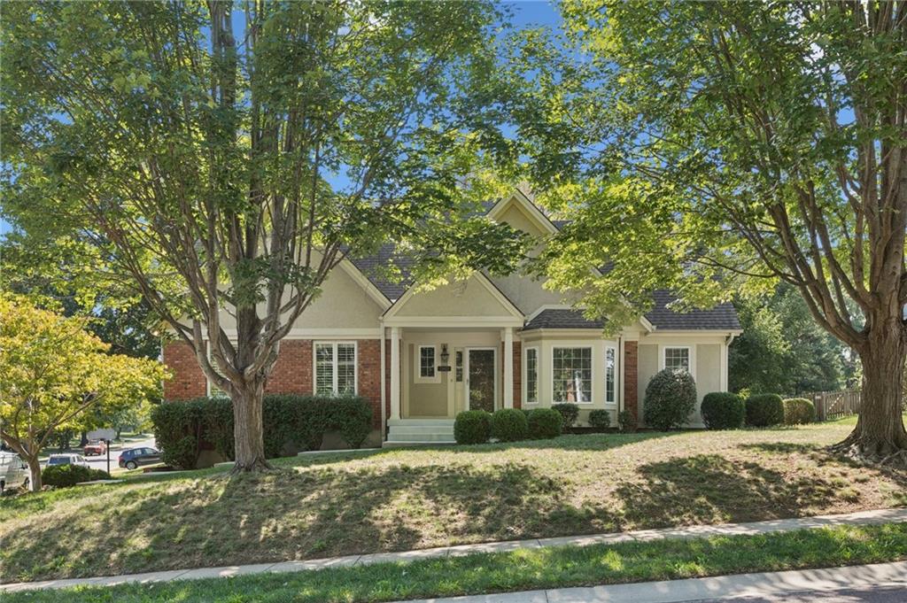 Listing Photo MLS #HMS2579037