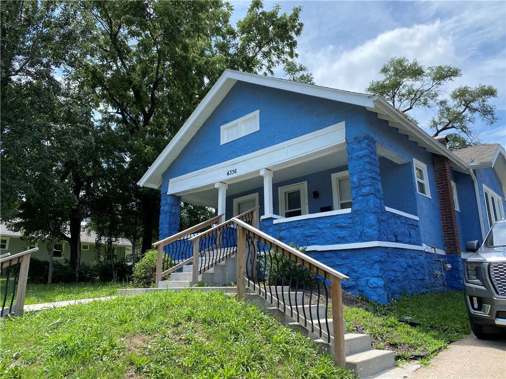 Listing Photo MLS #HMS2579052
