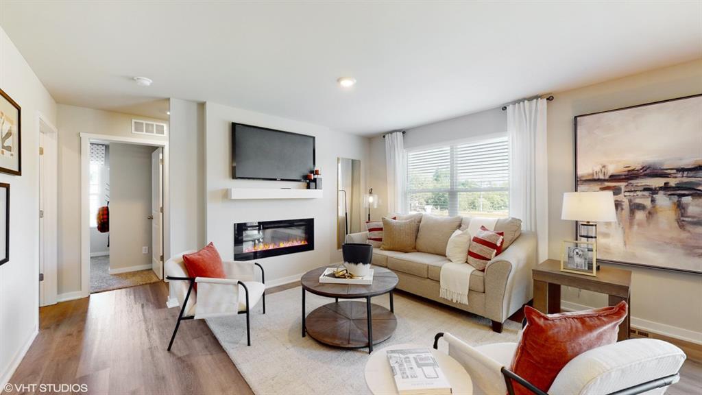 Listing Photo MLS #HMS2579061