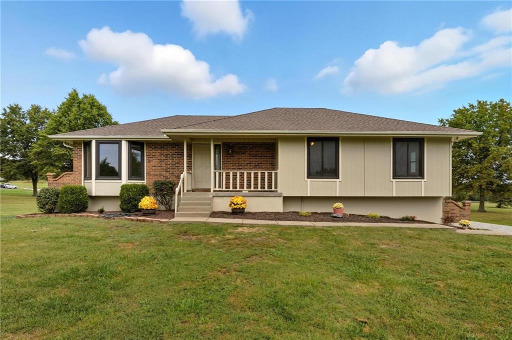 Listing Photo MLS #HMS2579219
