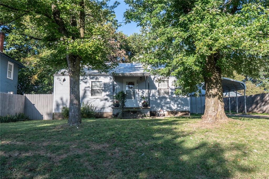 Listing Photo MLS #HMS2579256
